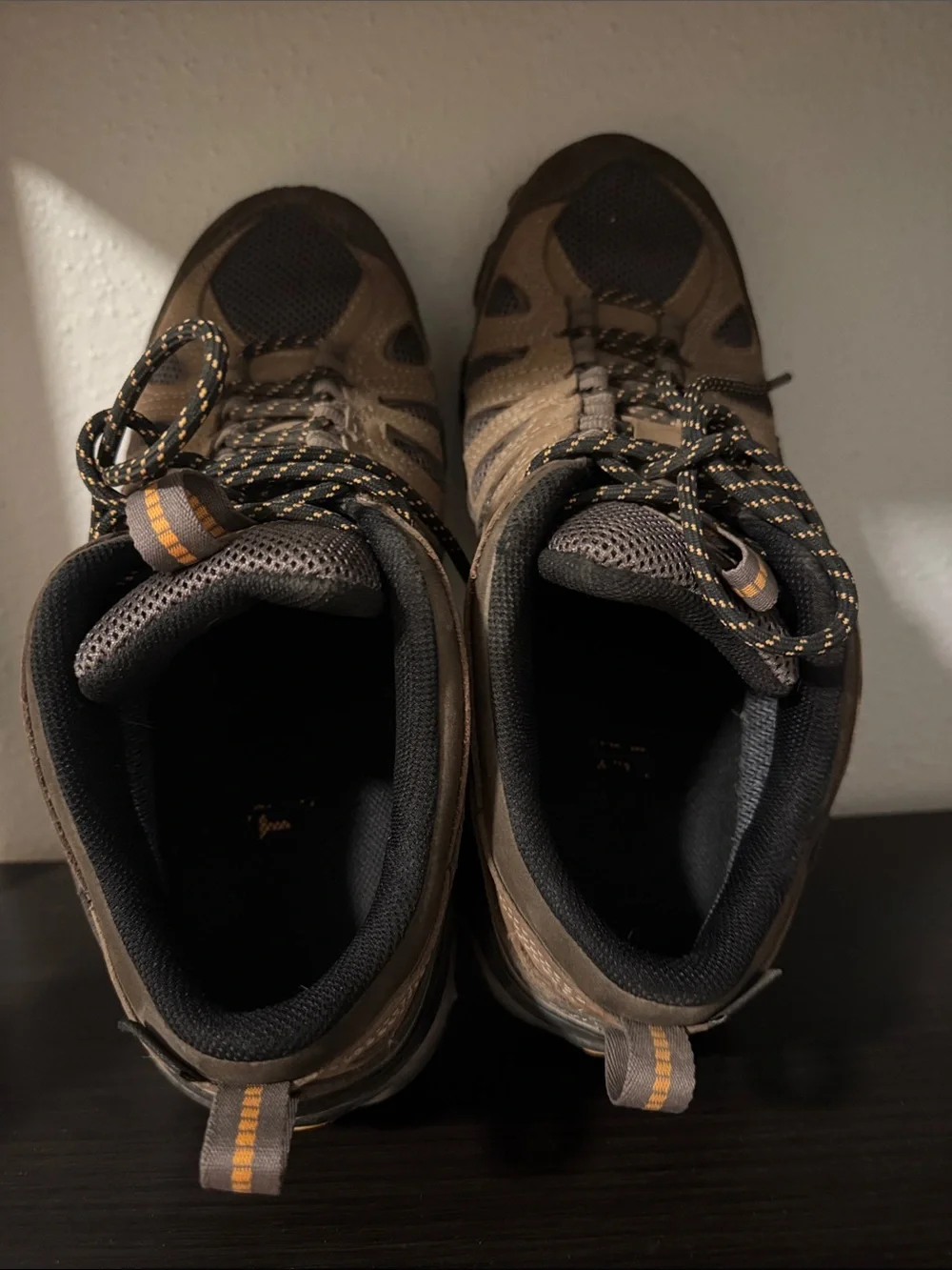 Oboz Hiking Boots B-Dry Sawtooth II Low Men’s Size 12 Regular Shoes Walnut